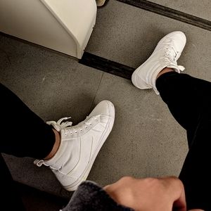 Casual Hi Sneakers